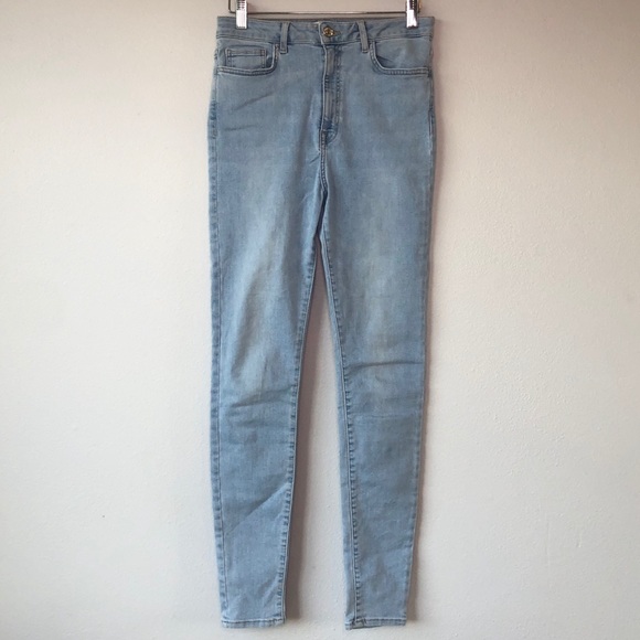 Forever 21 Denim - Light Wash Ultra High Waisted Skinny Jeans
